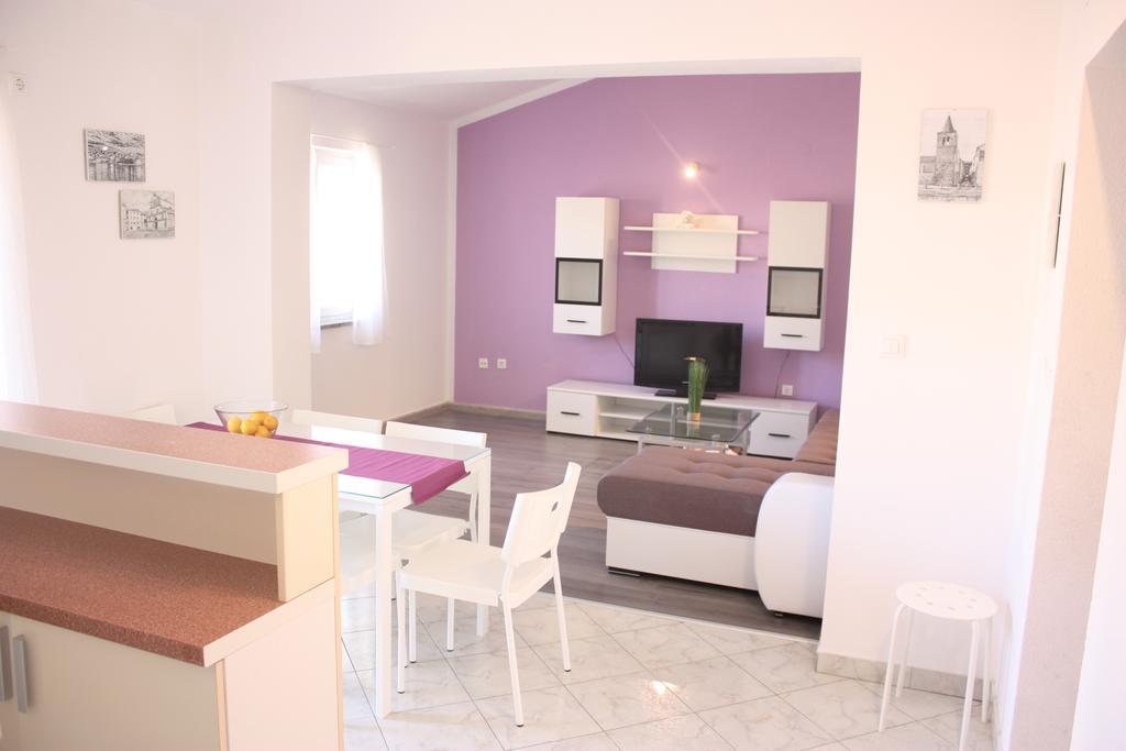 Apartments Miki Паг Экстерьер фото